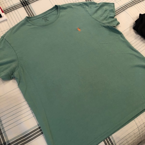 Men’s Tees, Various Brands in Small/Medium size. - Picture 7 of 7